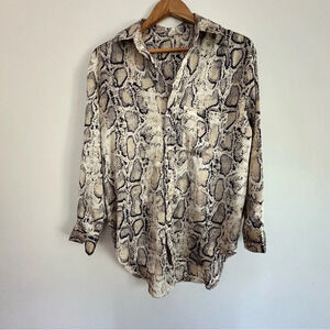 Wild Poppy Snake print lightweight button up blouse Size: M